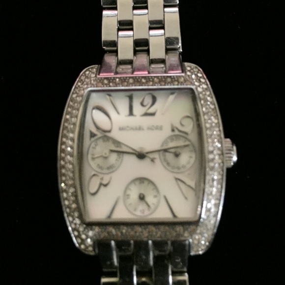 Michael Kors Stainless Steel Women's 'Emma' Watch - Picture 1 of 4
